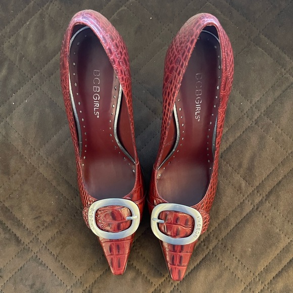 BCBG shoes - Picture 5 of 8